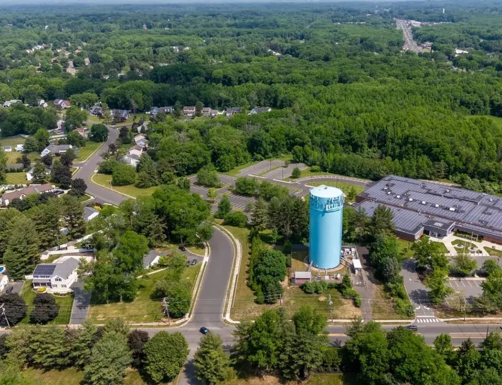 Aerial view of Manalapan Township, NJ, showing the local community served by Stunning Cleaning Services.